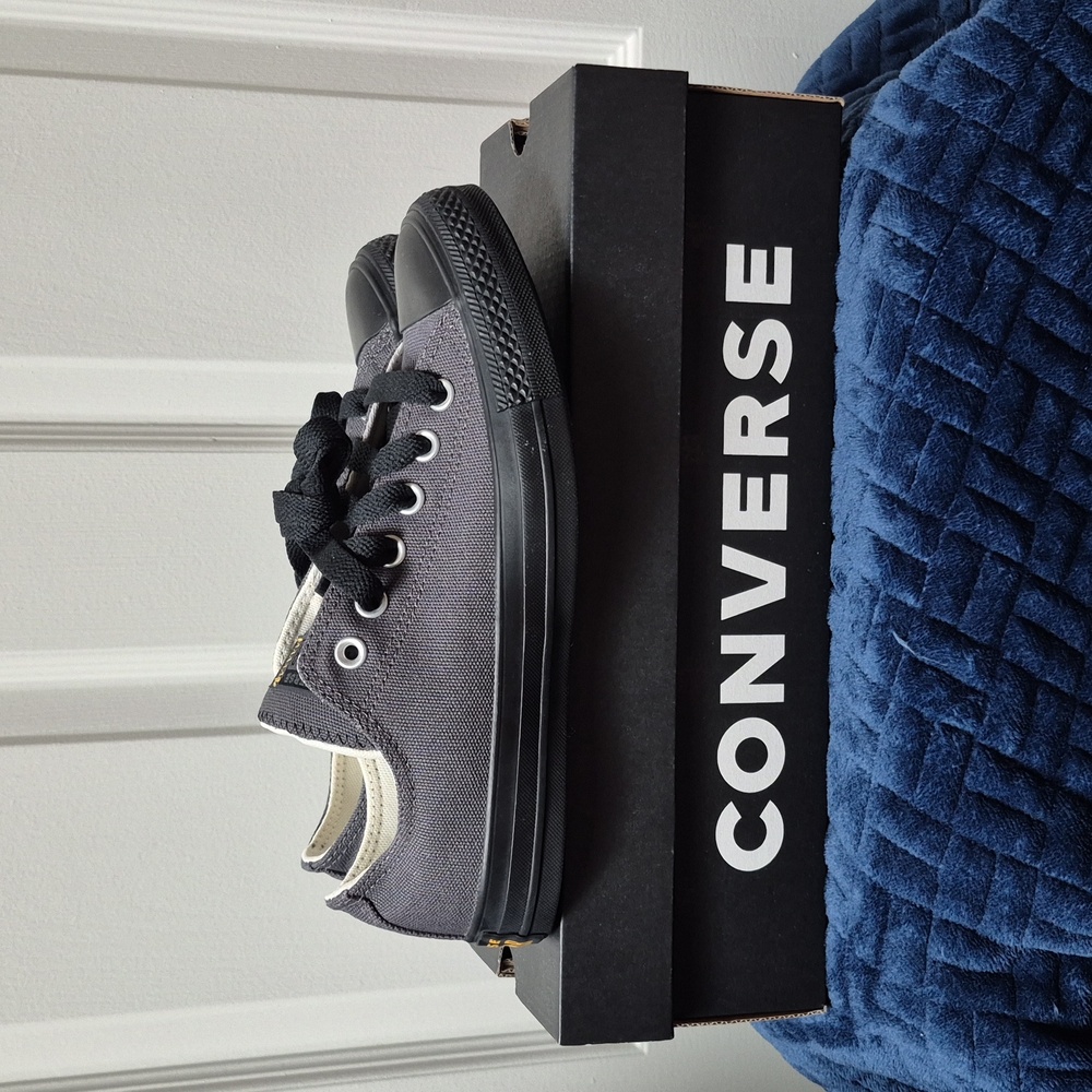 Converse CTAS Low Top Sneakers in Dark Matter Size 6.5 M/8.5 W, New In Box